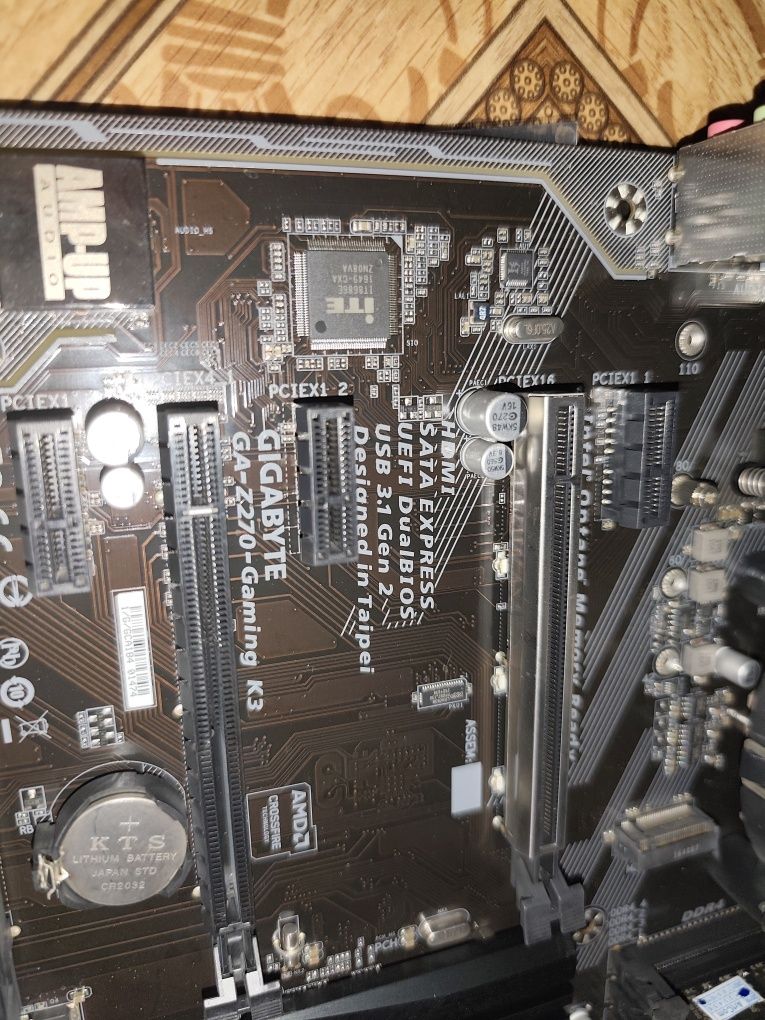 Комплект Gigabyte GA-Z270 Gaming K3 + i5 7500 + 2x4 gb DDR4