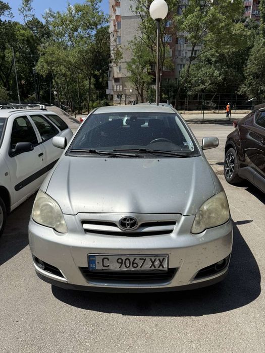 Тойота корола 1.6 бензин
