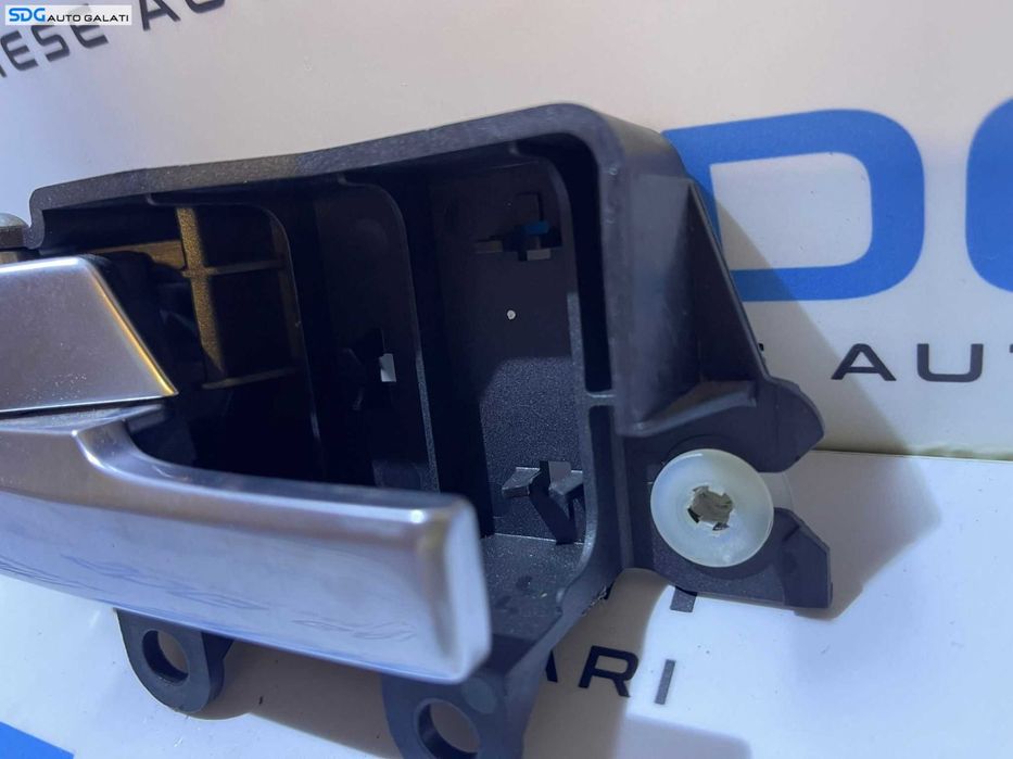 Maner Clapeta Interioara Actionare Deschidere Usa Portiera Stanga Spate Ford Kuga 1 2008 - 2012 Cod 3M51-R22601-AA 8M51-R22601-AA