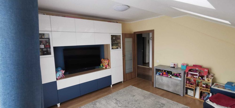 Vand apartament 2 camere Sanpetru Brasov,zona linistita, cu case