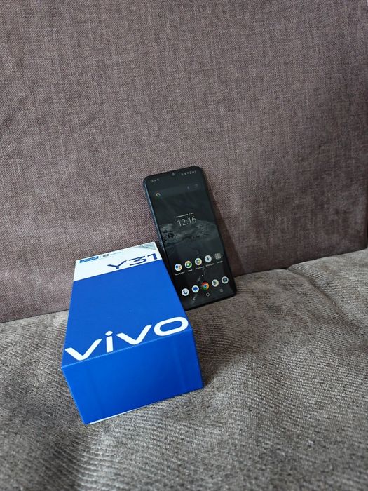 Телефон vivo Y31