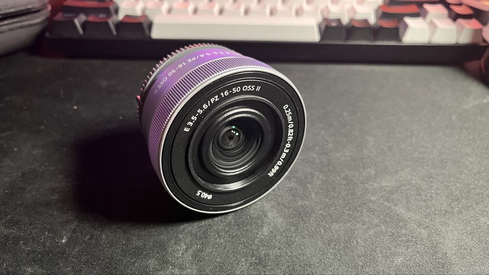 Sony Е 16-50mm f/3.5-5.6 OSS
