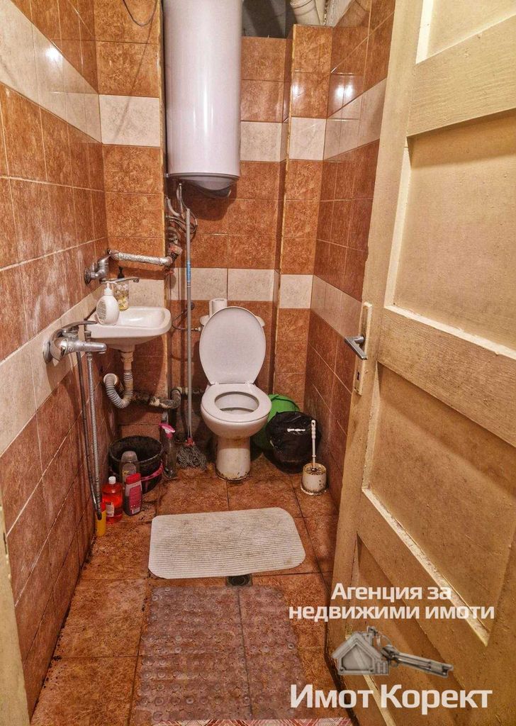 Продава се Двустаен апартамент в Асеновград - 67 кв.м за 800 €/кв.м - Снимка #4