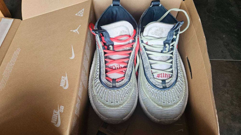 Маратонки Nike Cosmic Unity 3 номер 40.5