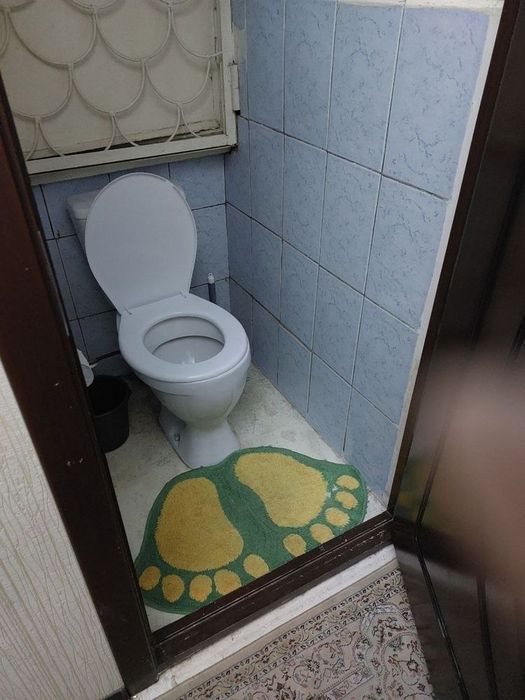 Buyuk ipak Yoli Pushkin metro yonida bezmakler kvartira