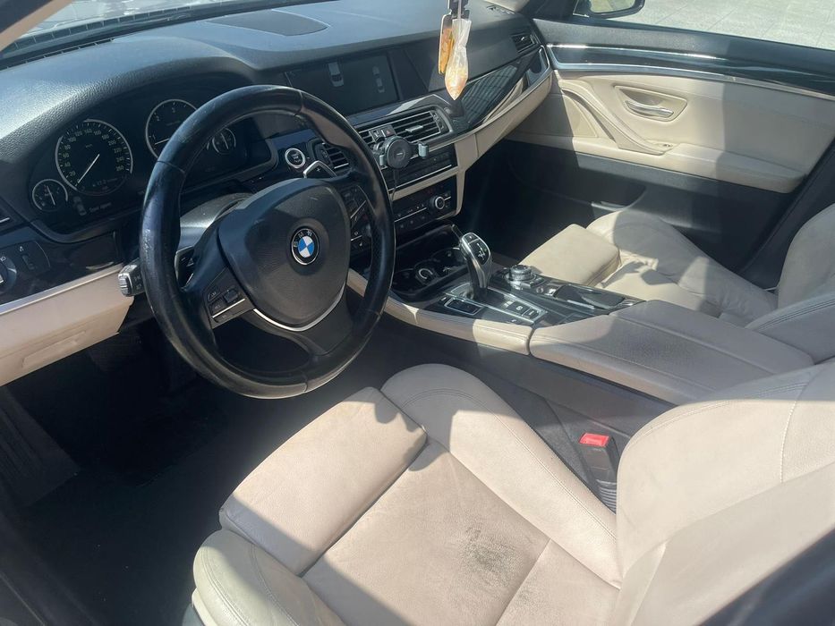 BMW seria 5, F10, 525d