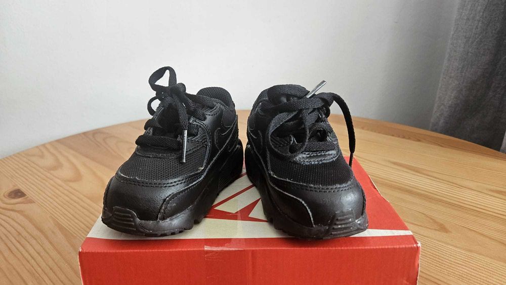 Adidasi baieti, Nike, marimea 21