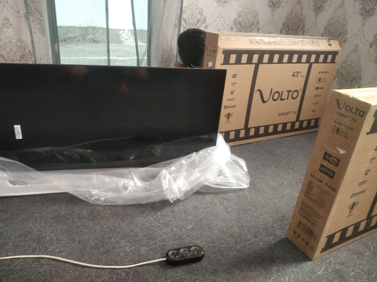 Volto 43 li tv yangi holati Playstation3 pult 3ta ichida oʻyinlari bn