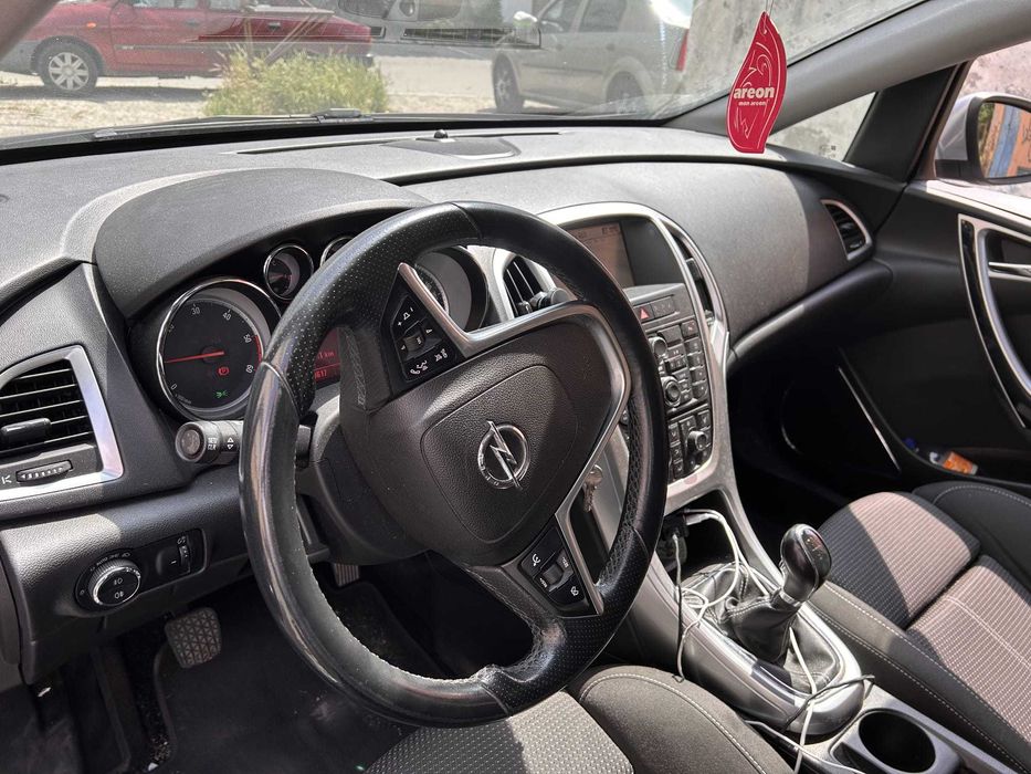 Opel Astra J 2010 Diesel