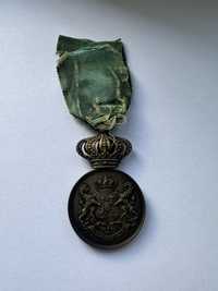 Medalia Serviciul Credincios, primul model