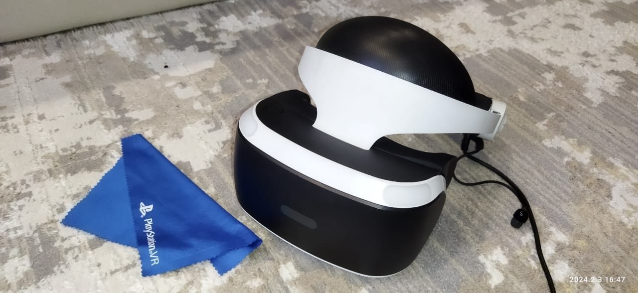 Продам Sony playstation 4 + VR +TV