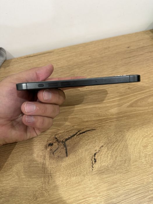 Iphone 15 Pro 128 гигабайта