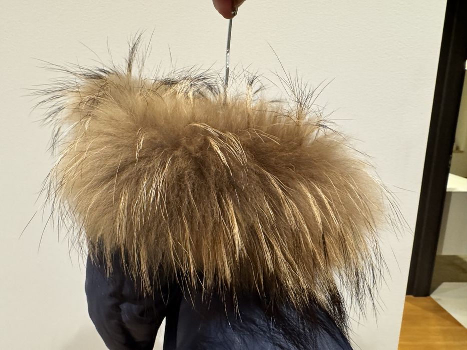 Geaca Gas cu umplutura din puf si guler de blana naturala