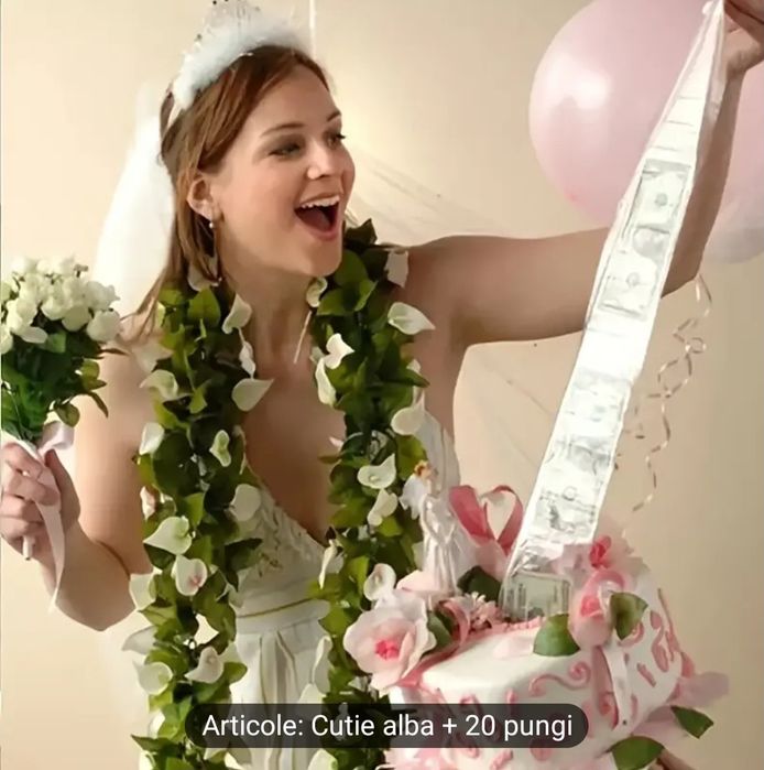 Cutie de bani pentru tort