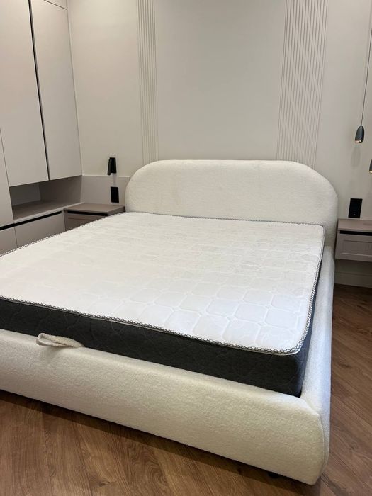 Новая двухспальная кровать