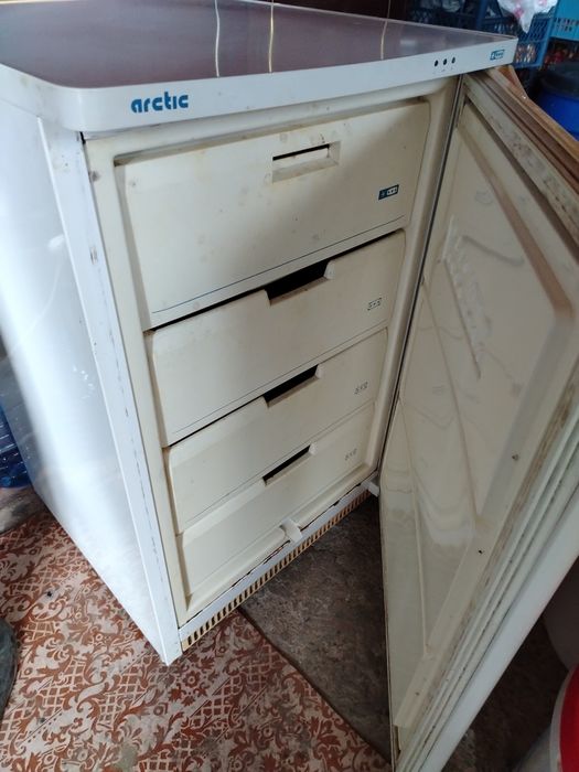 Congelator 4 sertare arctic
