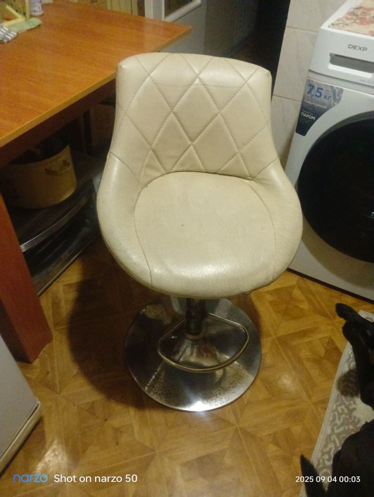 Кресло барное...