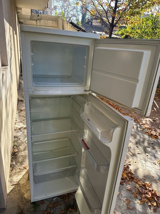 Vând frigider stare buna
