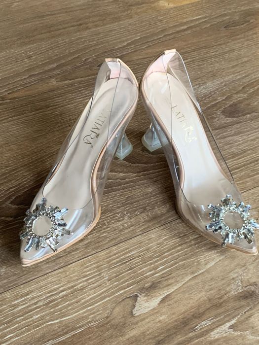 Елегантни обувки 35 номер