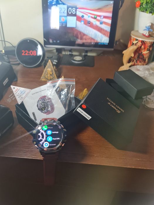 Ceas Smartwatch 4G LTE Wi-Fi GPS model iP68 Q668 16Gb RAM si 256Gb ROM