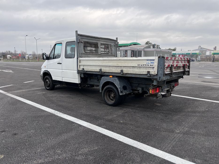Mercedes Sprinter basculabil cu 7 locuri 2002
