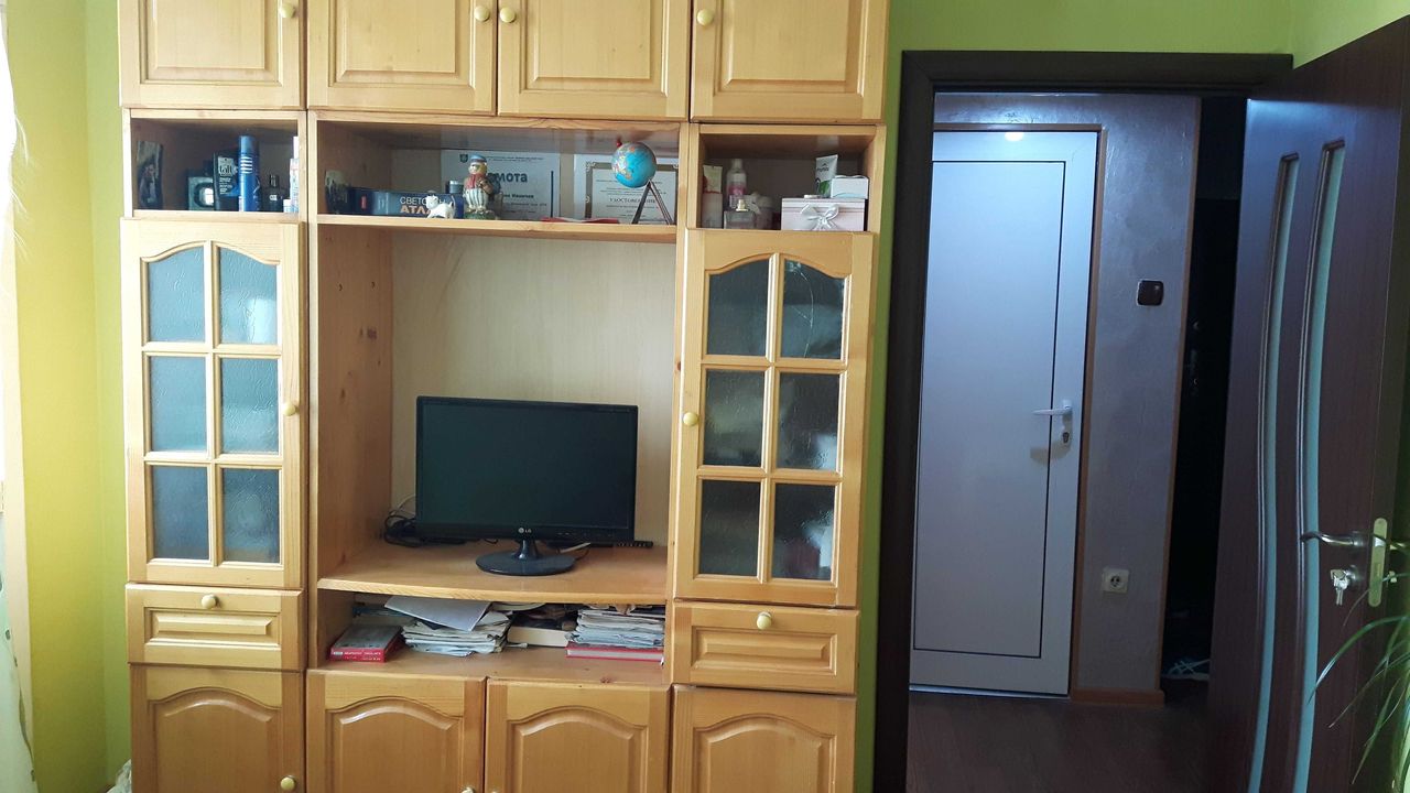 Дава се под наем Двустаен апартамент в Враца, Център - 68 кв.м за 280.5 € - Снимка #10