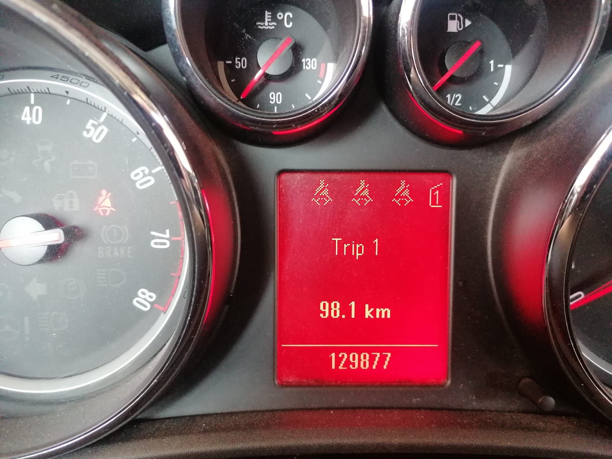 Opel Astra J 2010, 100cp