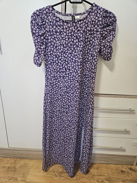 Rochie cu maneci bufante
