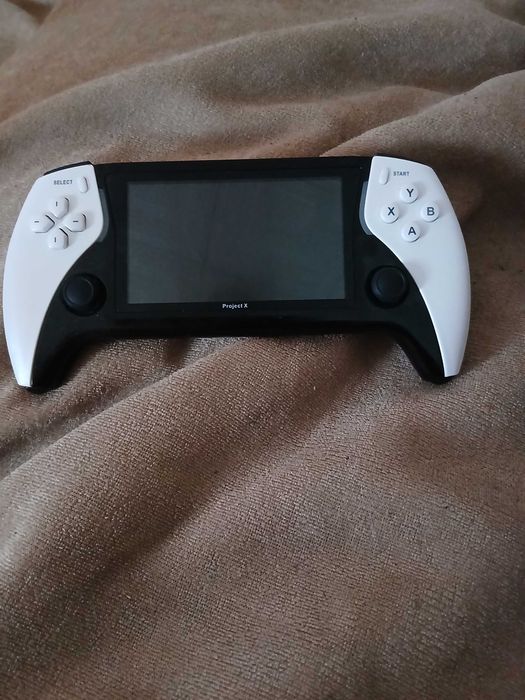 Електрона игра  има различни видове игри