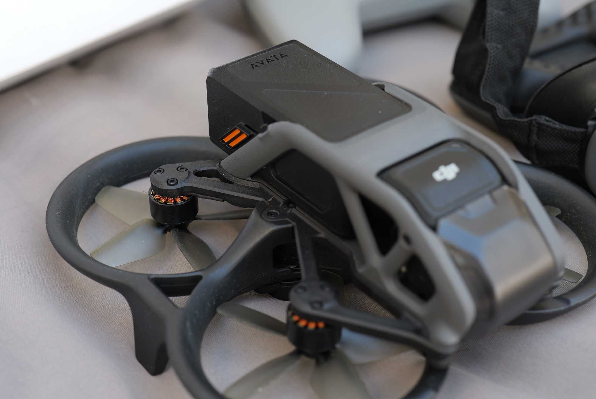 DJI Avata БЕЗ очила и контролер