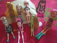 Păpuși Monster High