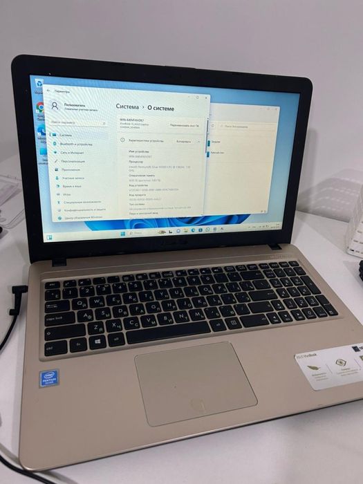 Продам asus x540 для офиса