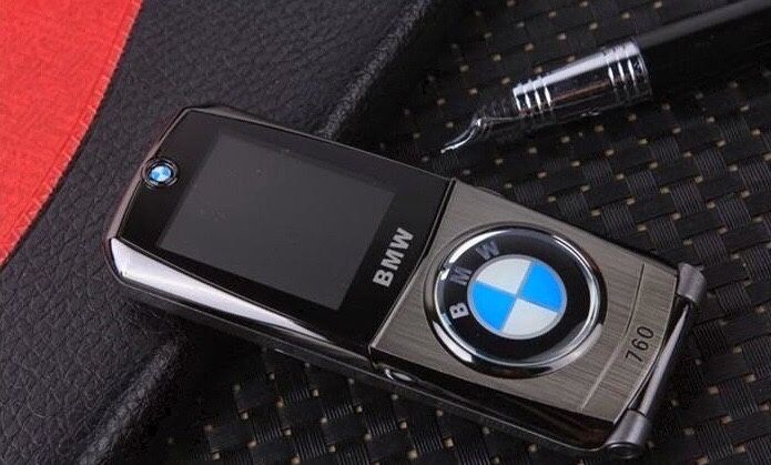 В наличии! BMW 760 duos люкс телефон  2 sim карта. Vertu telefon!