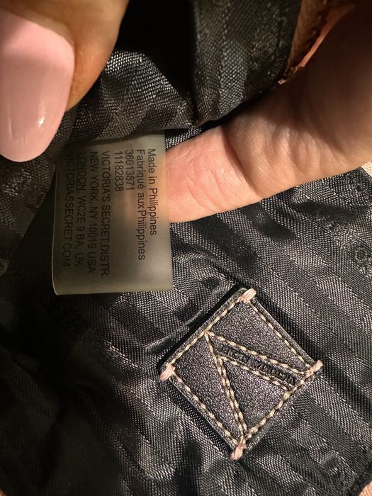 Сумка чехол для телефона от Victoria secrets (Philippines)