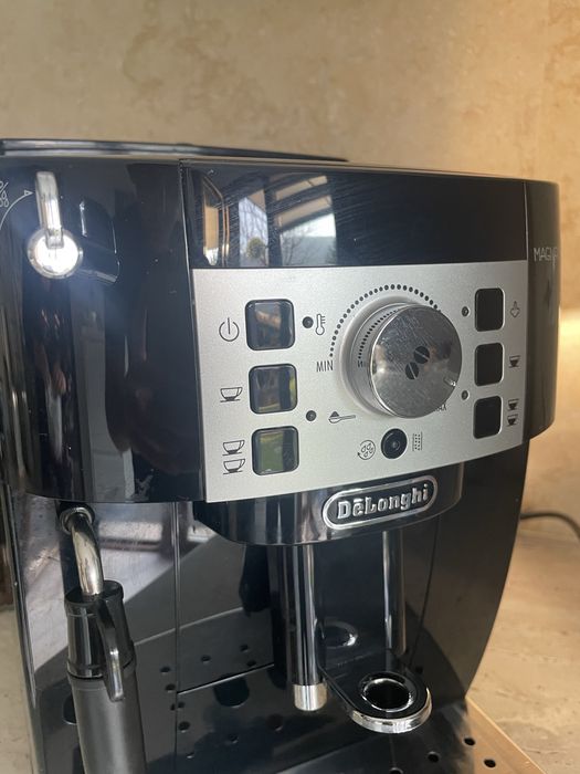 Masina de Cafea Delonghi