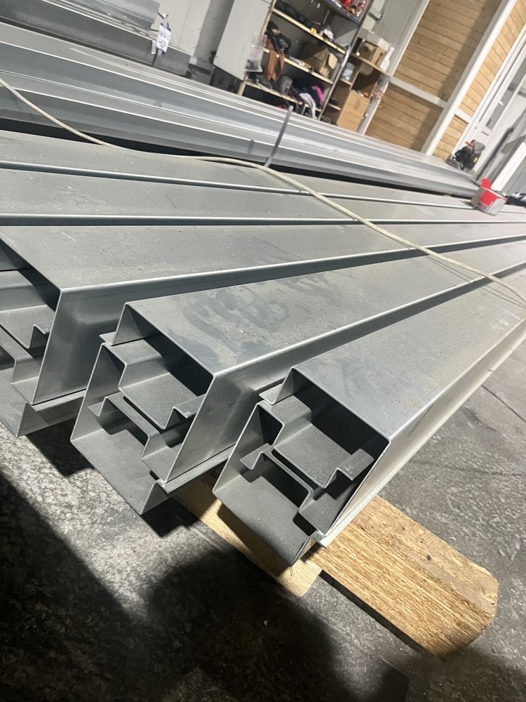 Vand cadre metalice