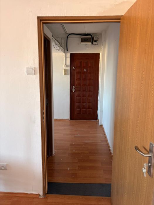 Vând apartament cu 2 camere