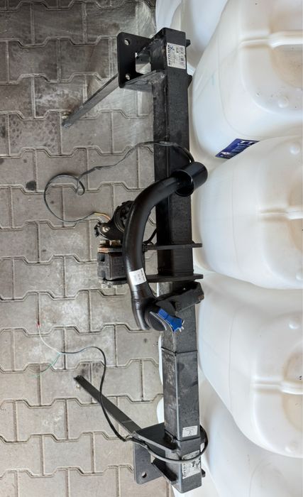 Carlig de remorcare detasabil pentru MAZDA 3 , BP , an 2020 hatchback
