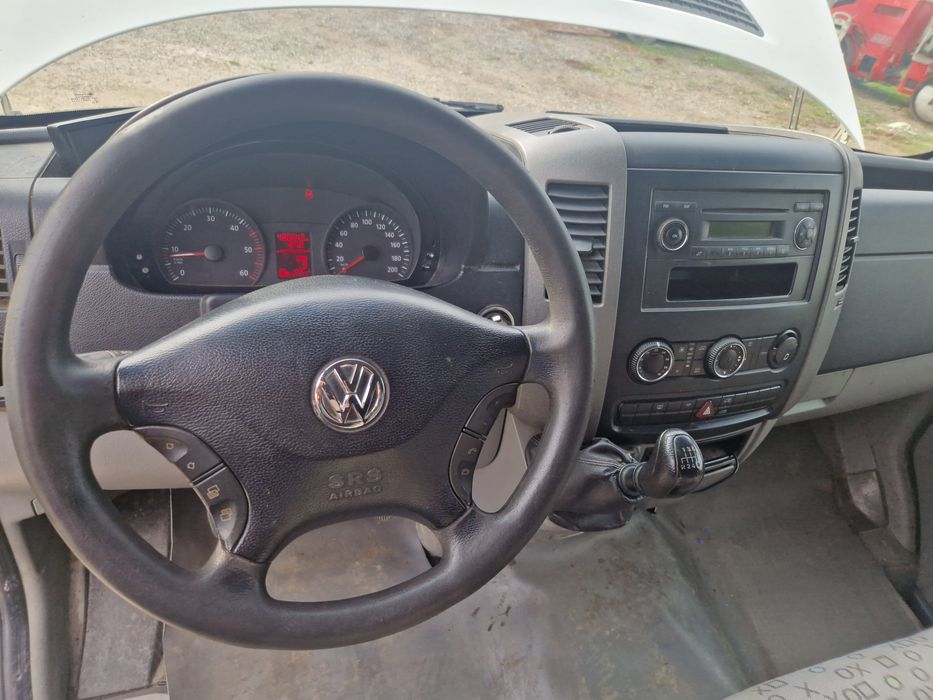 Volkswagen Crafter 2,5 TDI 8+1 An 2010