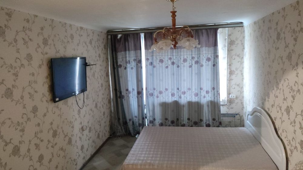 Сдам 1комн помесячно