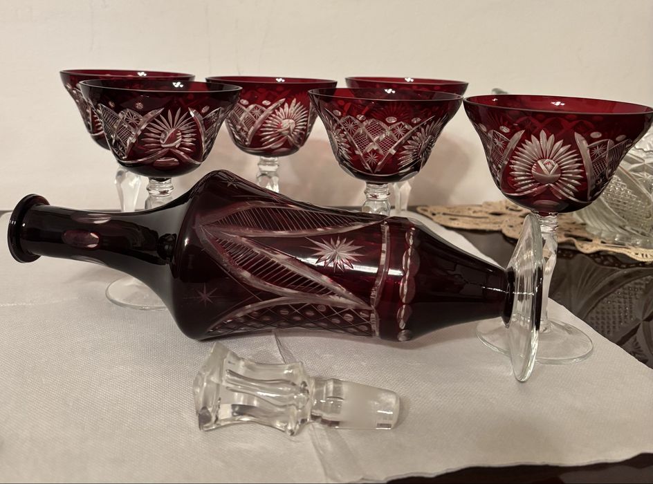 Set pahare din rubin pentru sampanie