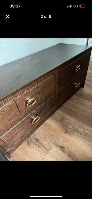 Шкафче с чекмеджета