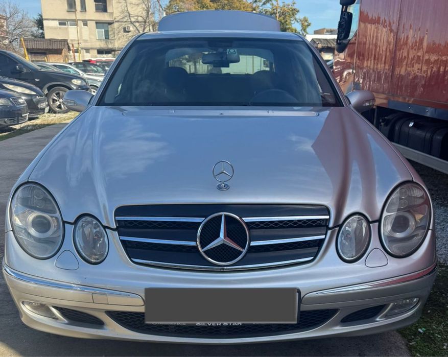 Мерцедес w211 преди фейс решетка