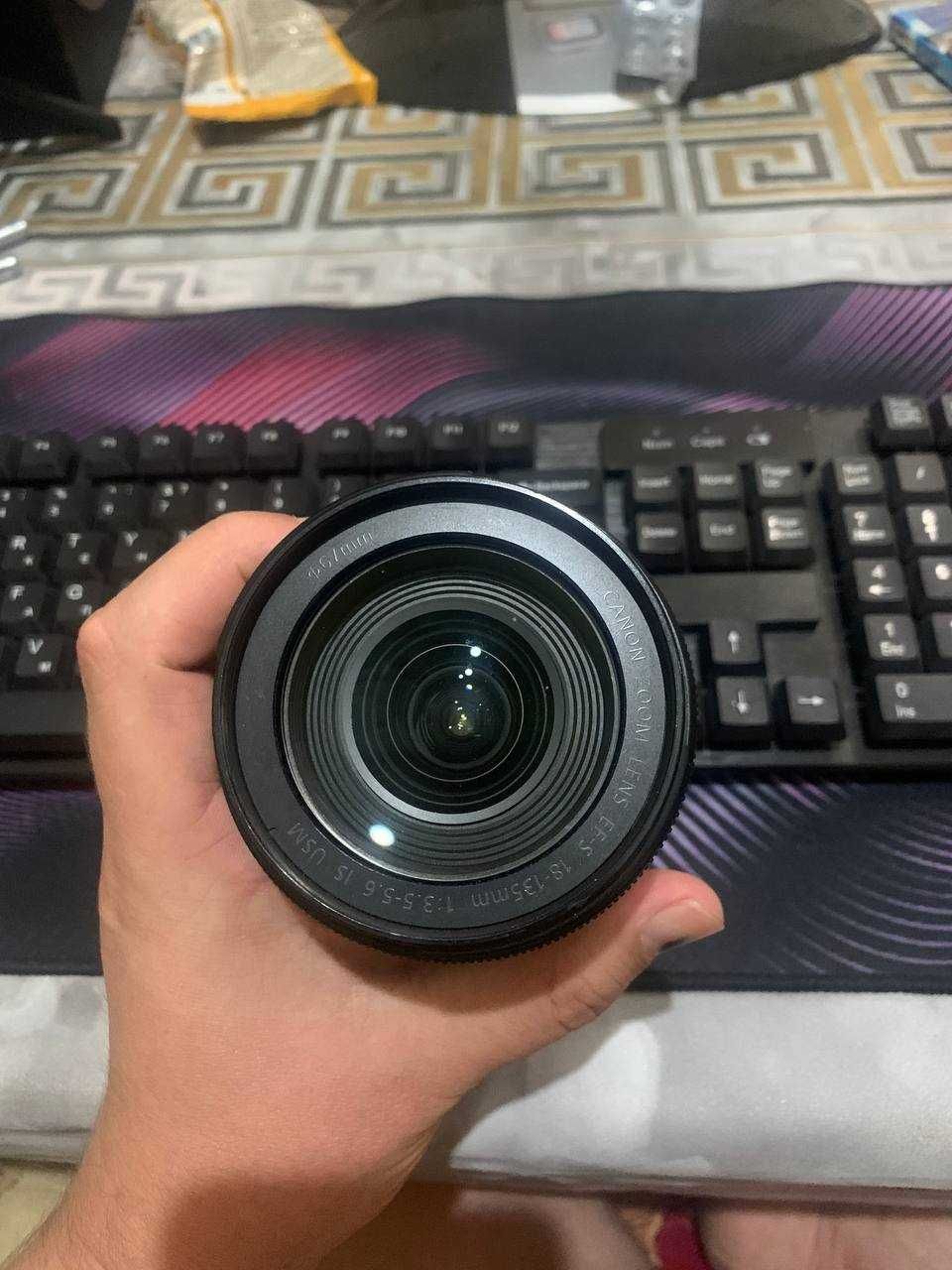Canon EF-S 18-135mm f/3.5-5.6 IS Nano USM ob’yektiv