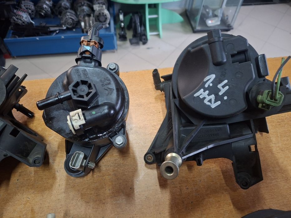 Carcasa filtru motorină  Ford Focus Fiesta Citroen Peugeot 1.4 1.6 2.0