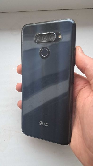 Lg X6 PRO Sotiladi 64 hotira