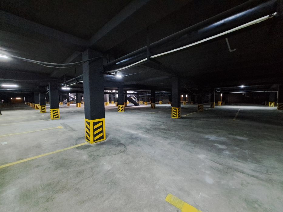 3 xonali kvartira karobka holatida