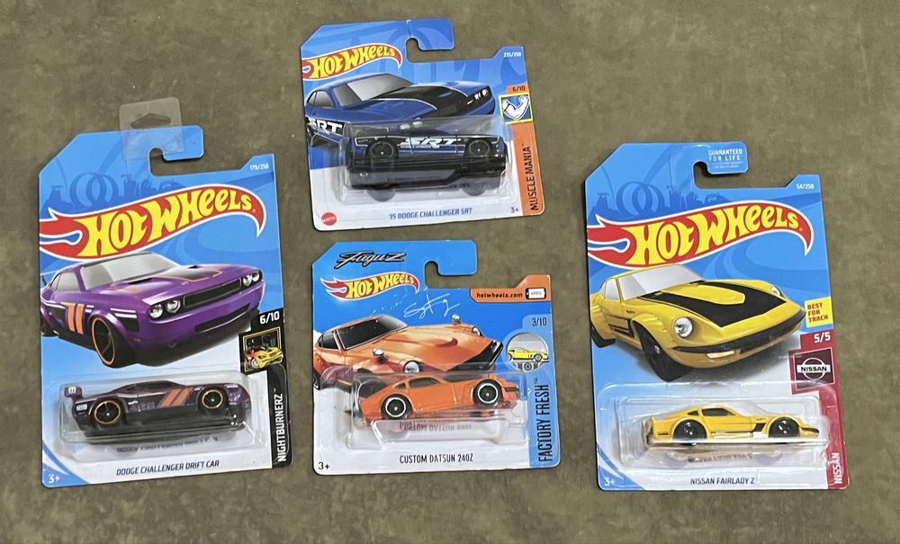 Hot wheels колички