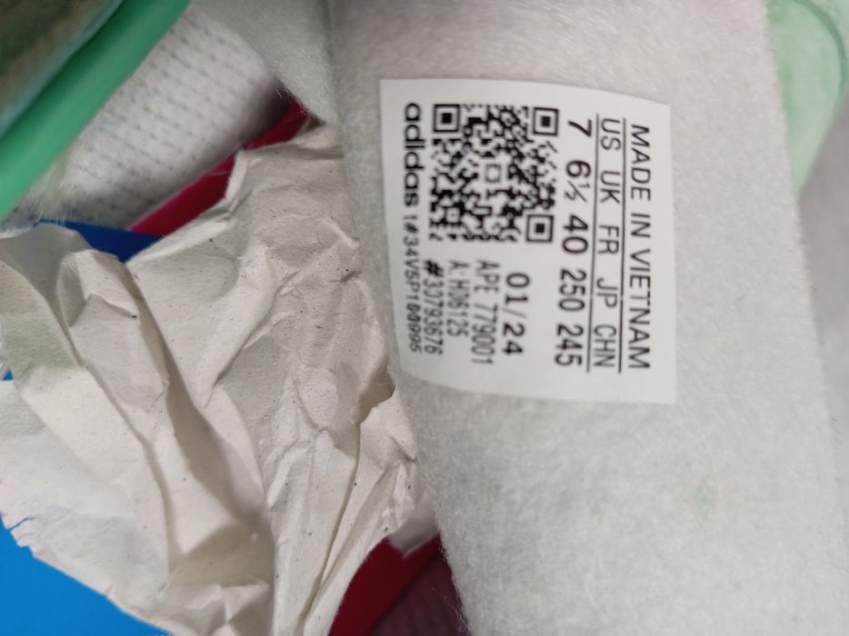 Adidași dama mărime 40,marca Adidas