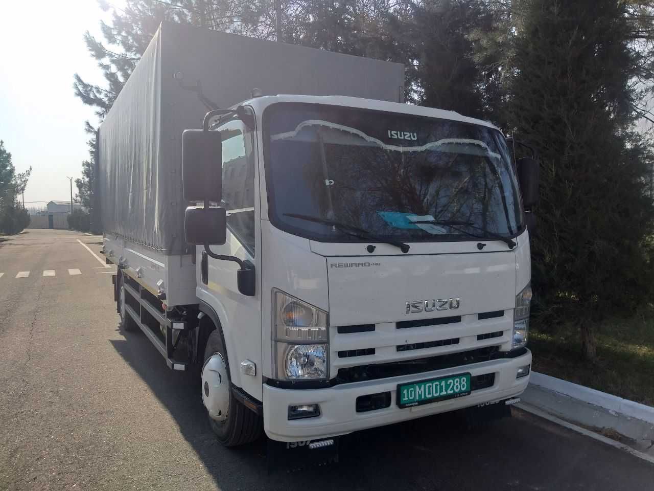 Isuzu NQL 90 Tentlik